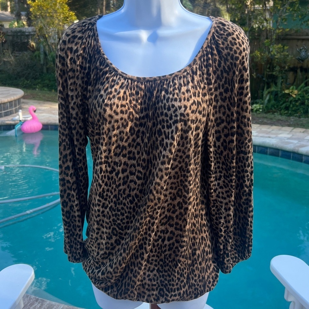 Michael, Michael Kors Leopard print shirt, 3/4 sleeves, XS, Runs big, GUC